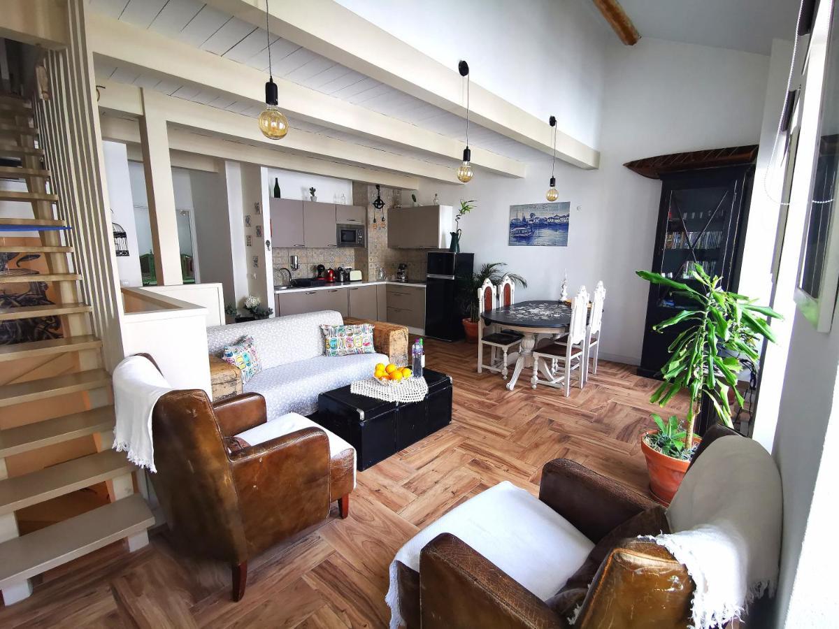 Charming Portuguese Style Apartment, For Rent "Vida A Portuguesa", "Gaivota" Alojamento Local Portimão Kültér fotó